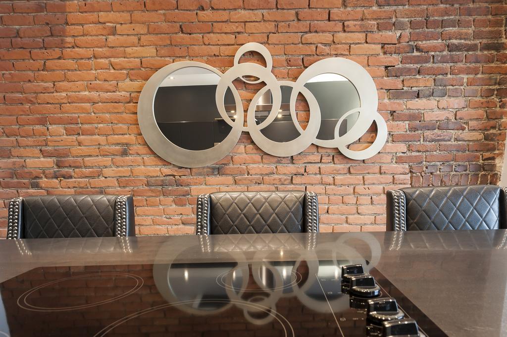 Apartament Boutique Lofts Milton Parc By Simplissimmo Montreal Zewnętrze zdjęcie